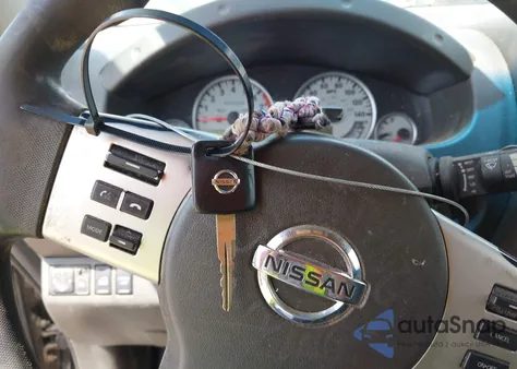 2015 Nissan Frontier Pro-4X z USA, uszkodzony, nr VIN 1N6AD0EV5FN706953